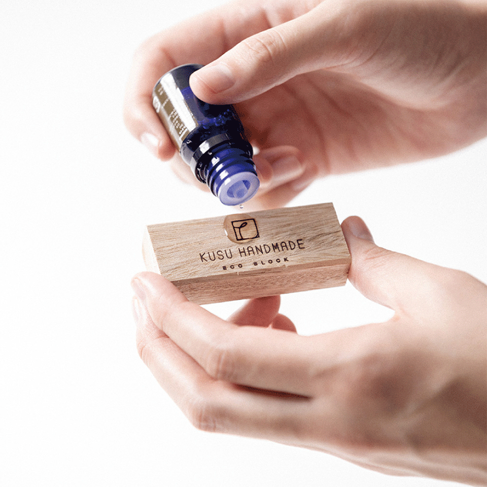 佐賀県 エコブロック4個＋カンフルオイル5ml＋ポーチセット | 飛鳥