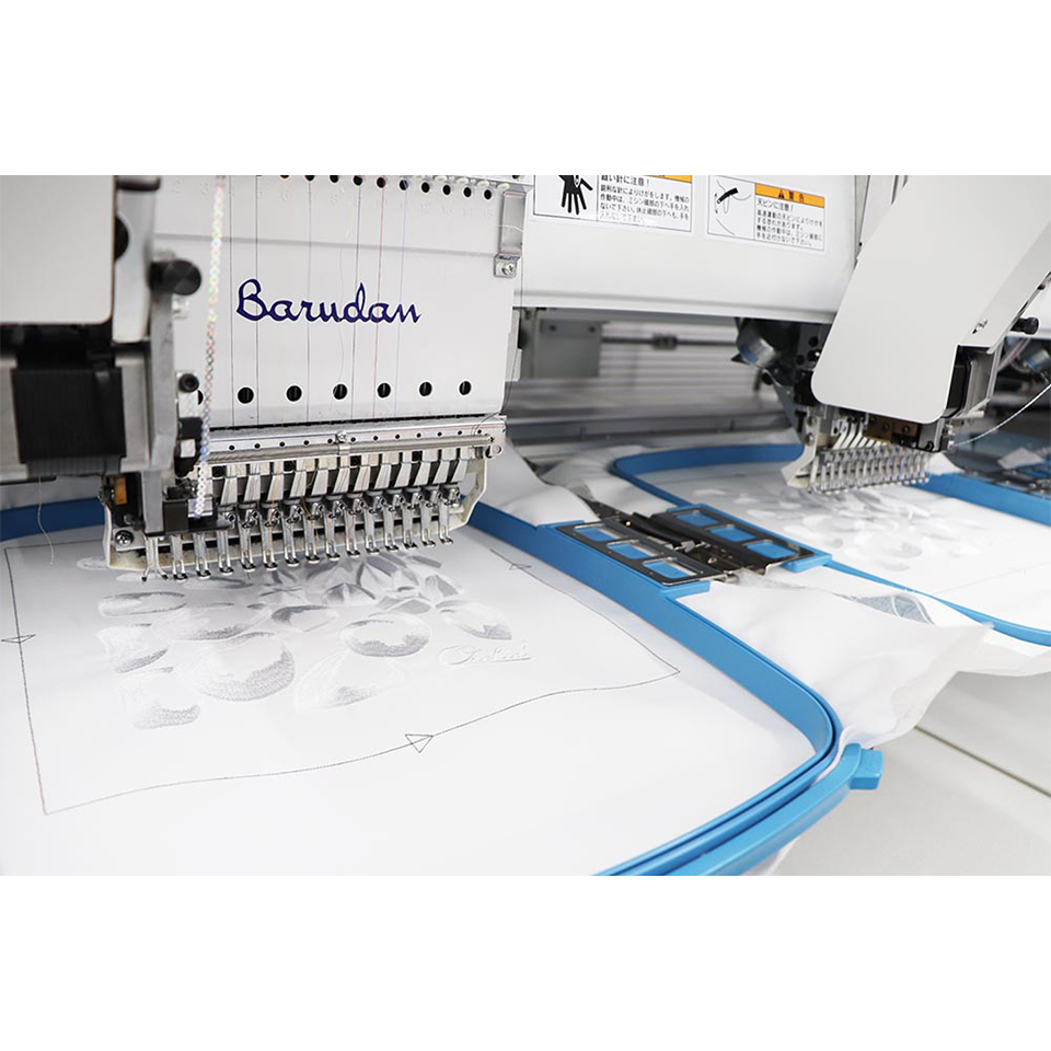 飛鳥III 就航記念プレート　NIKKO製　うちわ　新聞　カードケース 飛鳥III 就航記念プレート NIKKO製 うちわ 新聞 カードケース