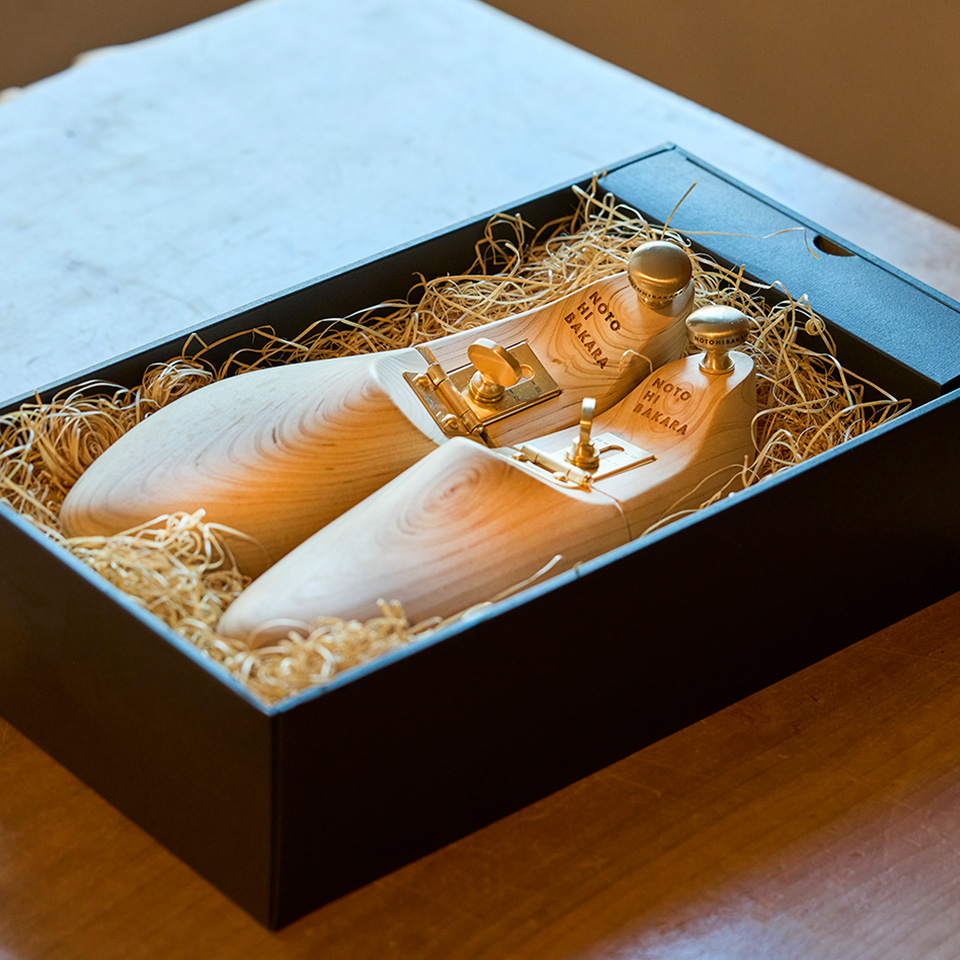 送料無料対象外】石川県 NOTOHIBAKARAシューキーパー＆靴用スプレー