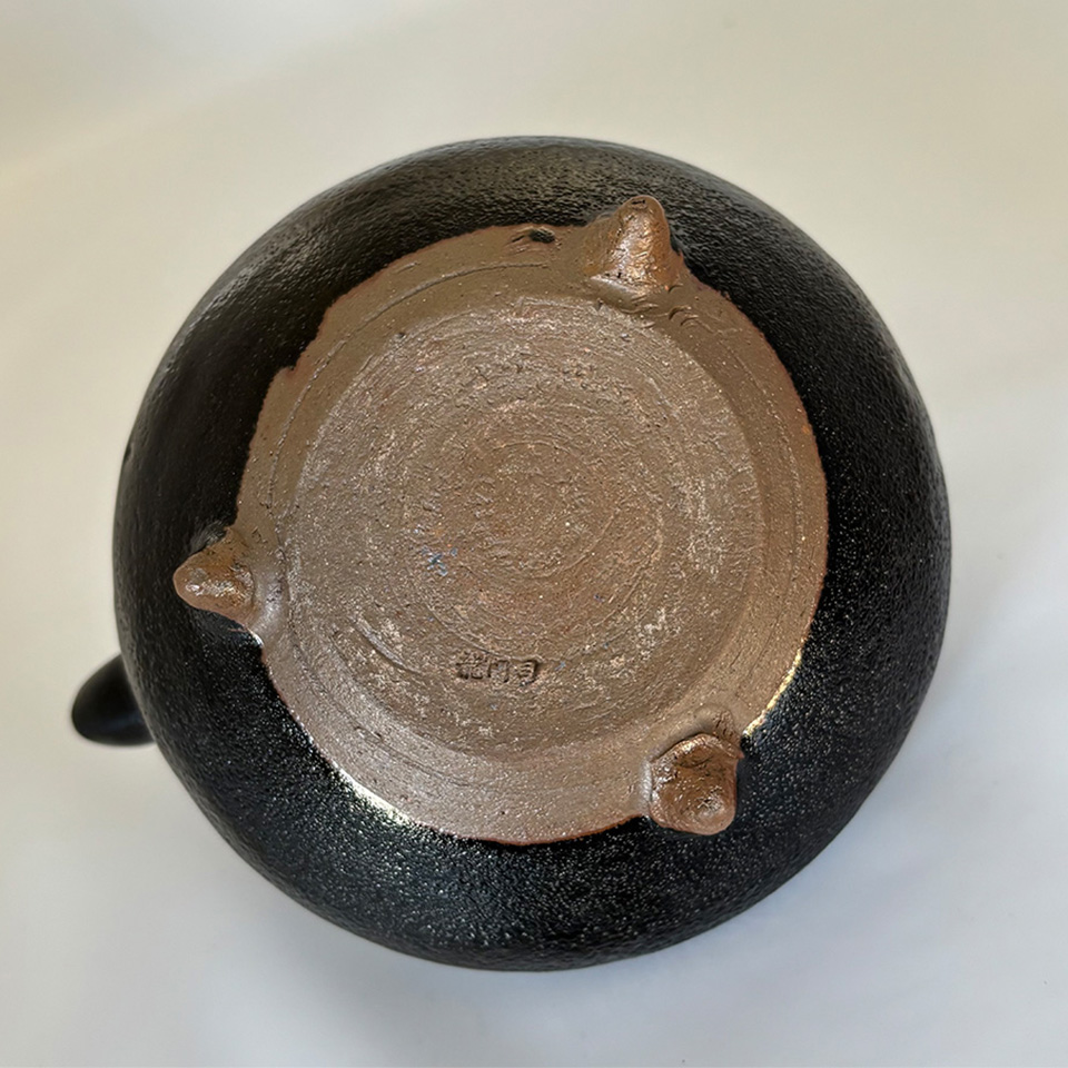 鹿児島県 黒茶家一合と盃2個 | 飛鳥クルーズ オンラインショップ 鹿児島県 黒茶家一合と盃2個 | 飛鳥クルーズ オンラインショップ